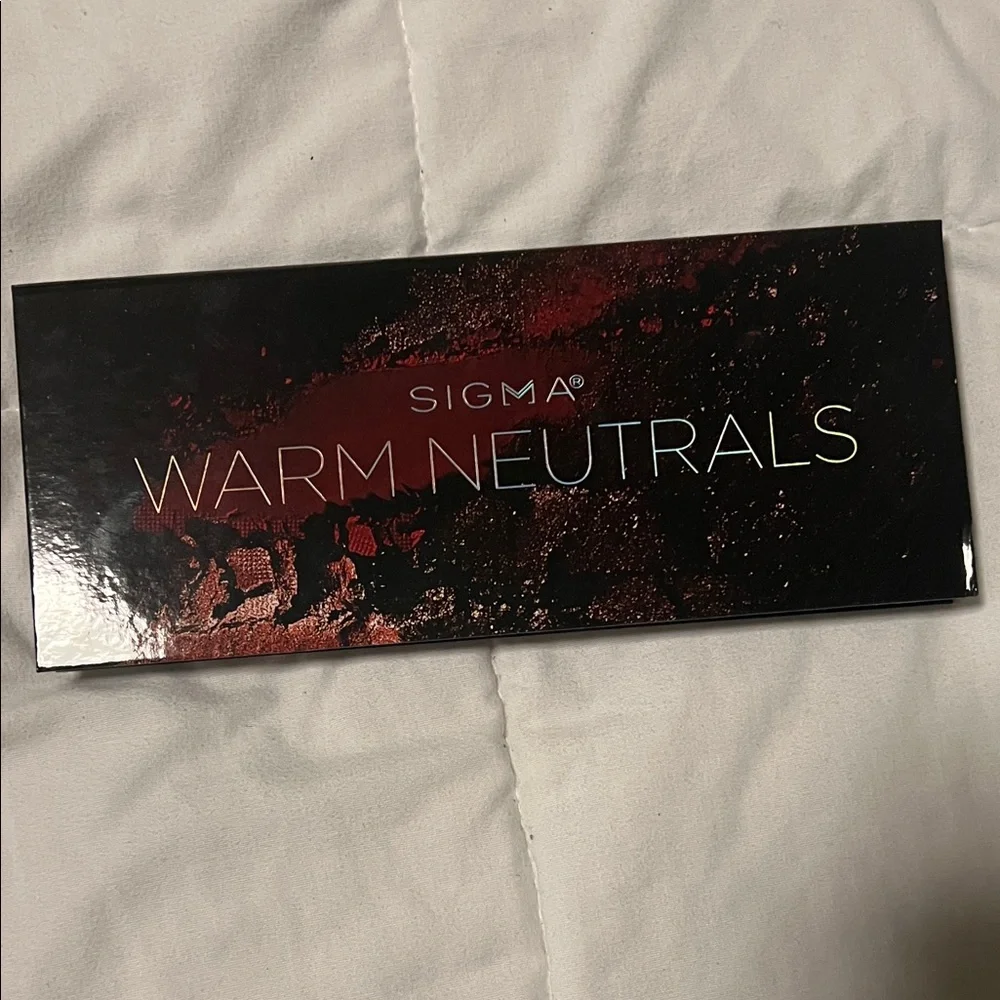 Sigma Beauty Warm Neutrals Eyeshadow Palette - Picture 1 of 5